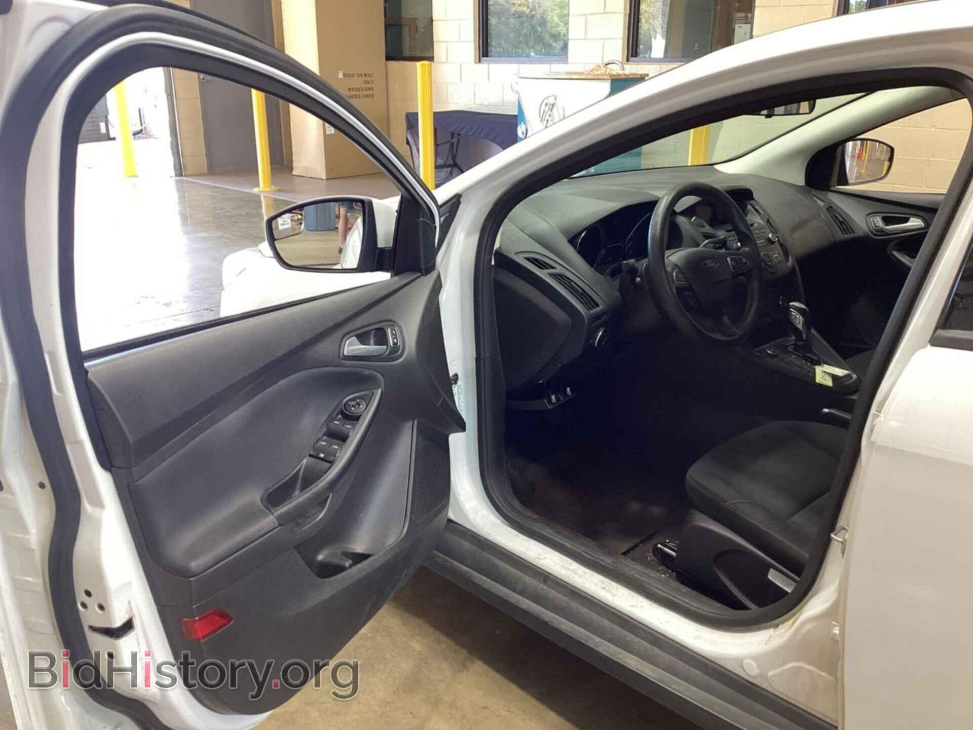 Фотография 1FADP3F20GL201872 - FORD FOCUS 2016