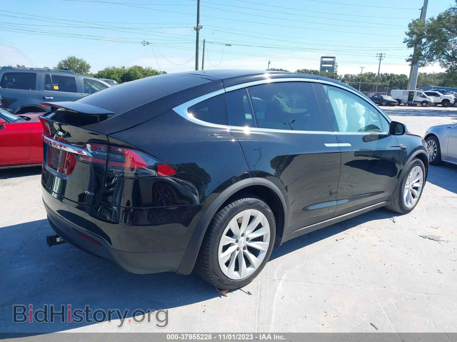 2017 TESLA MODEL X - VIN: 5YJXCDE20HF051955 - Photo 4