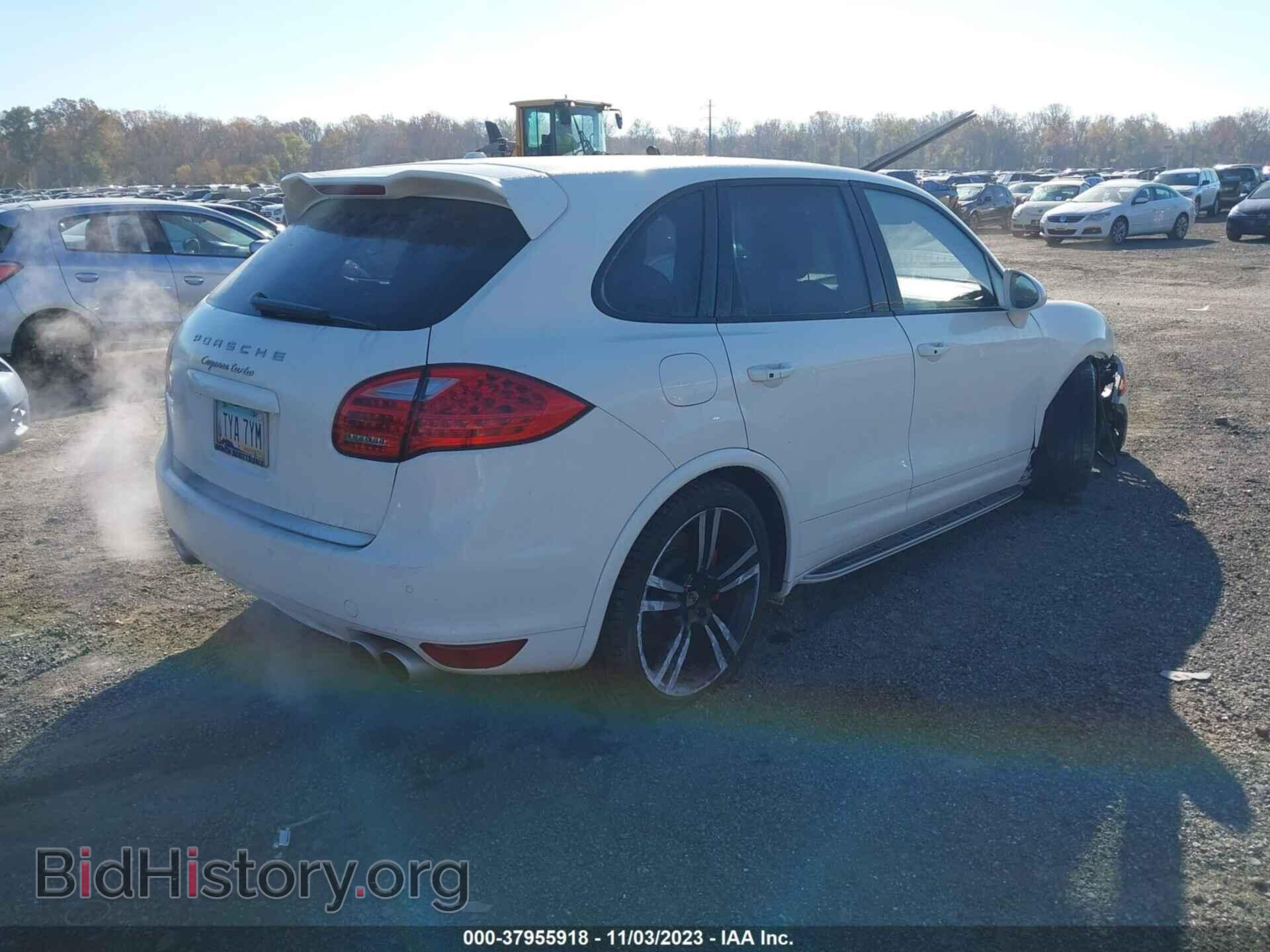 2011 PORSCHE CAYENNE - VIN: WP1AC2A28BLA84706 - Фото 4