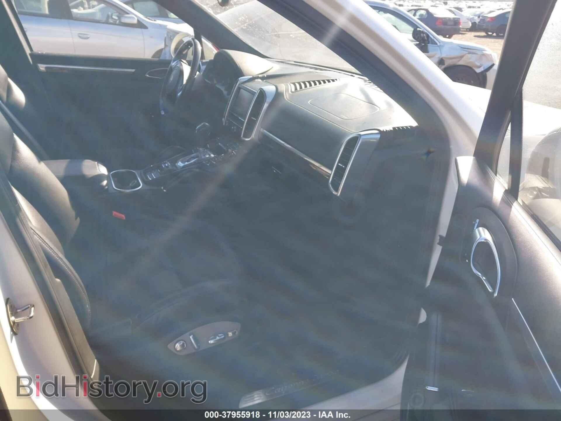 2011 PORSCHE CAYENNE - VIN: WP1AC2A28BLA84706 - Фото 5