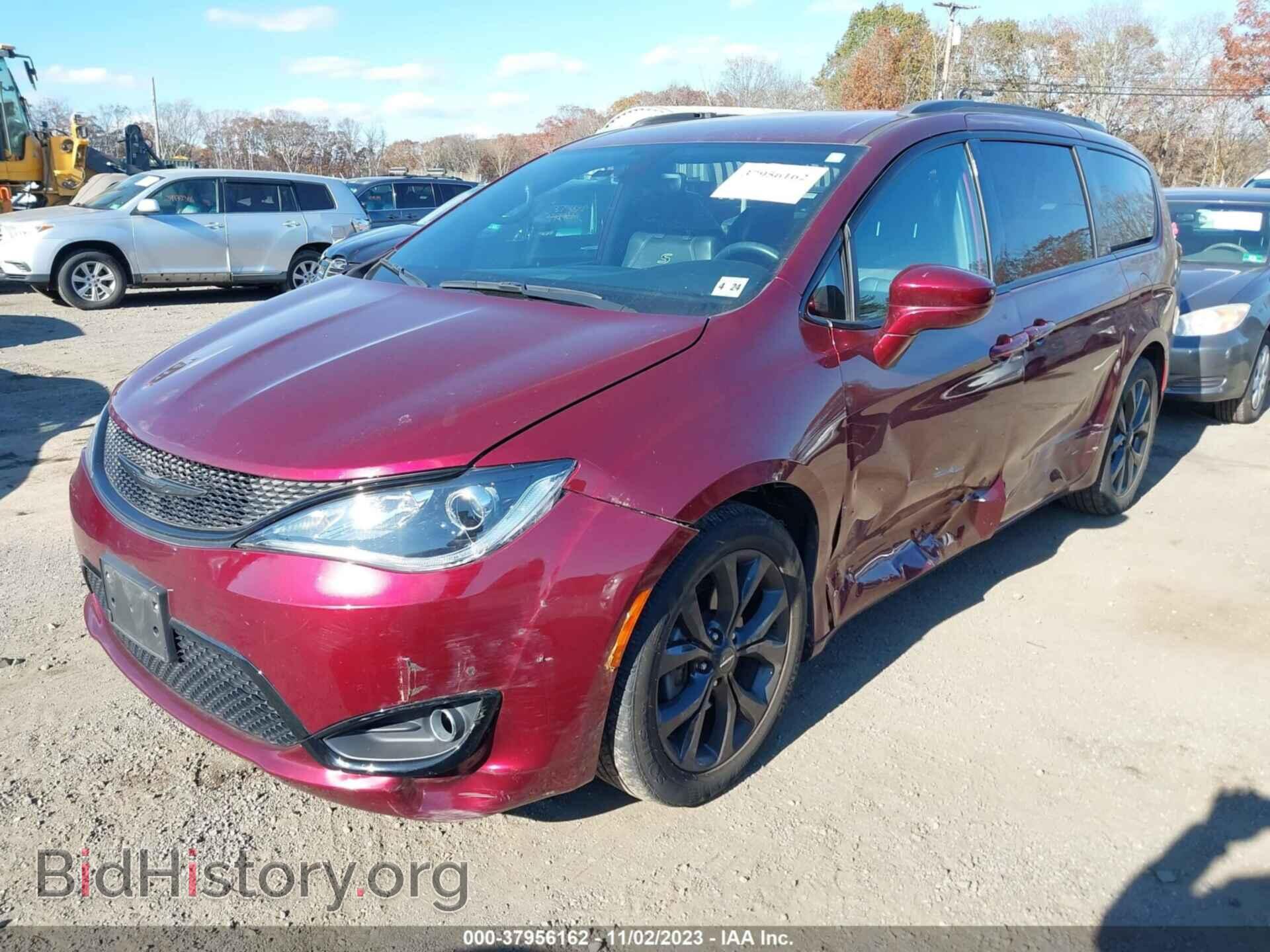 2018 CHRYSLER PACIFICA - VIN: 2C4RC1BG6JR364512 - Фото 2