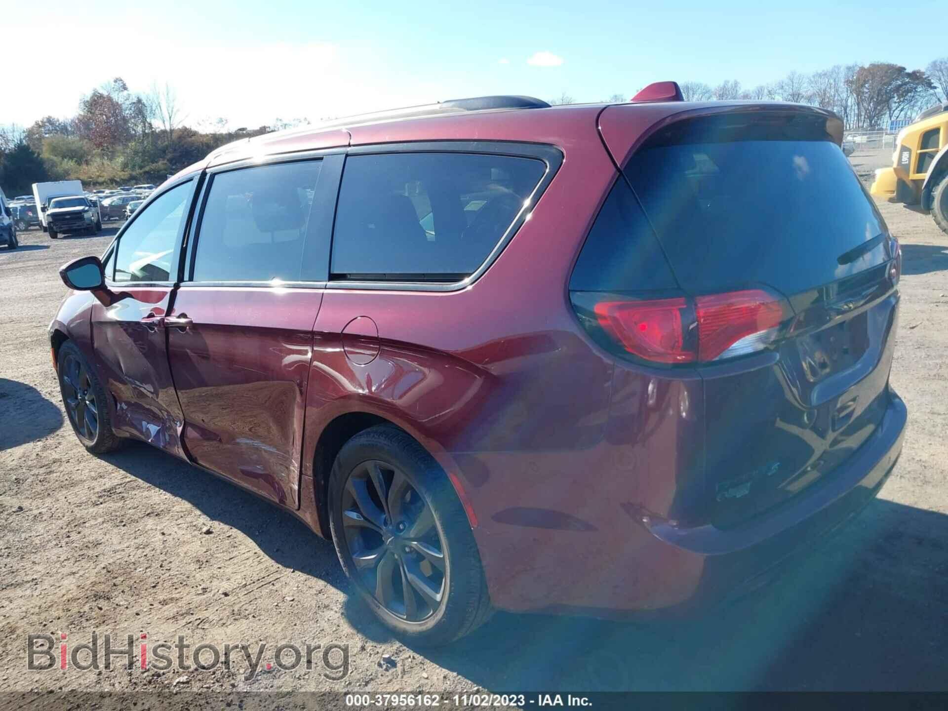 2018 CHRYSLER PACIFICA - VIN: 2C4RC1BG6JR364512 - Фото 3