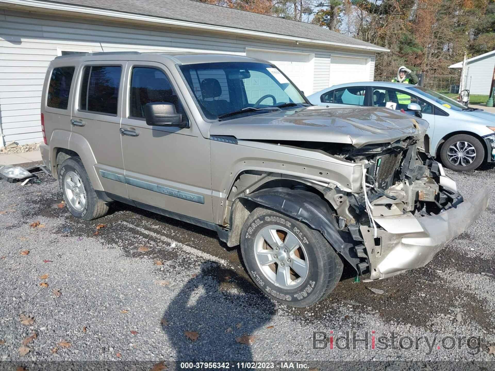 Photo 1J4PN2GK8AW100956 - JEEP LIBERTY 2010