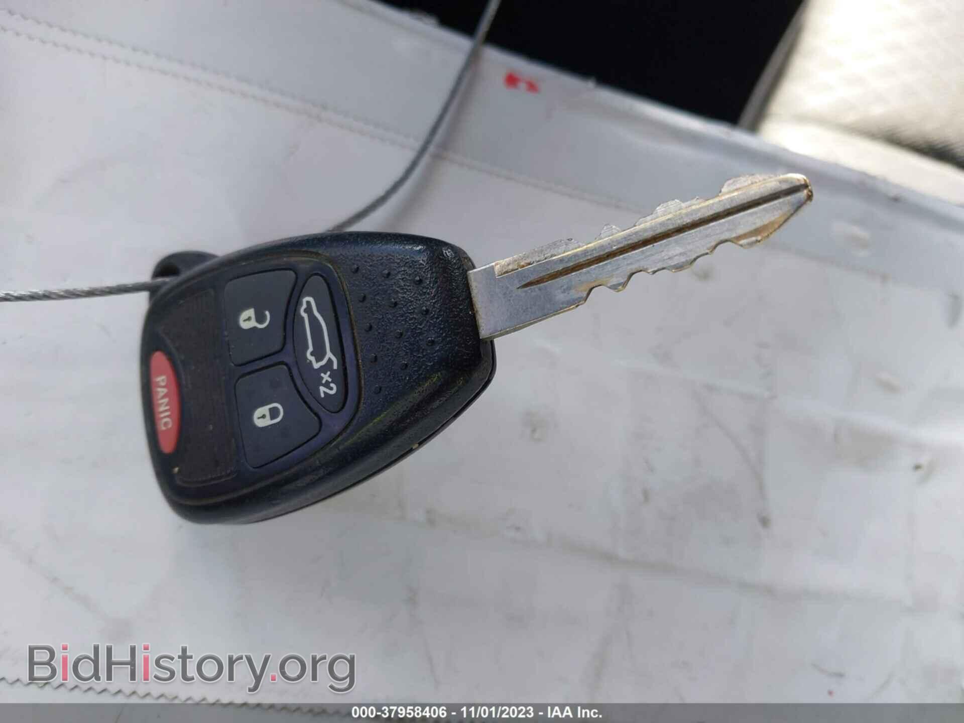 2006 CHRYSLER PACIFICA - VIN: 2A4GM68406R863077 - Photo 11