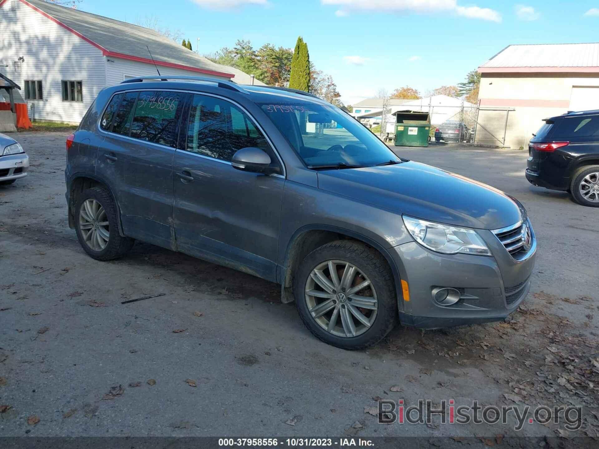 Photo WVGBV7AX0BW514778 - VOLKSWAGEN TIGUAN 2011