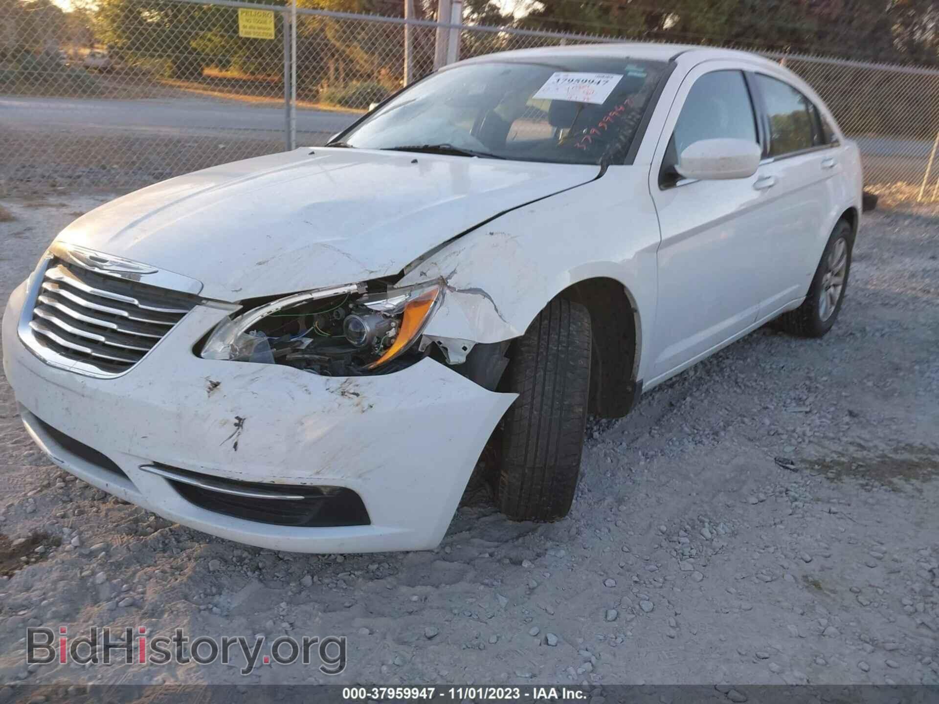 2011 CHRYSLER 200 - VIN: 1C3BC1FB2BN579632 - Фото 6