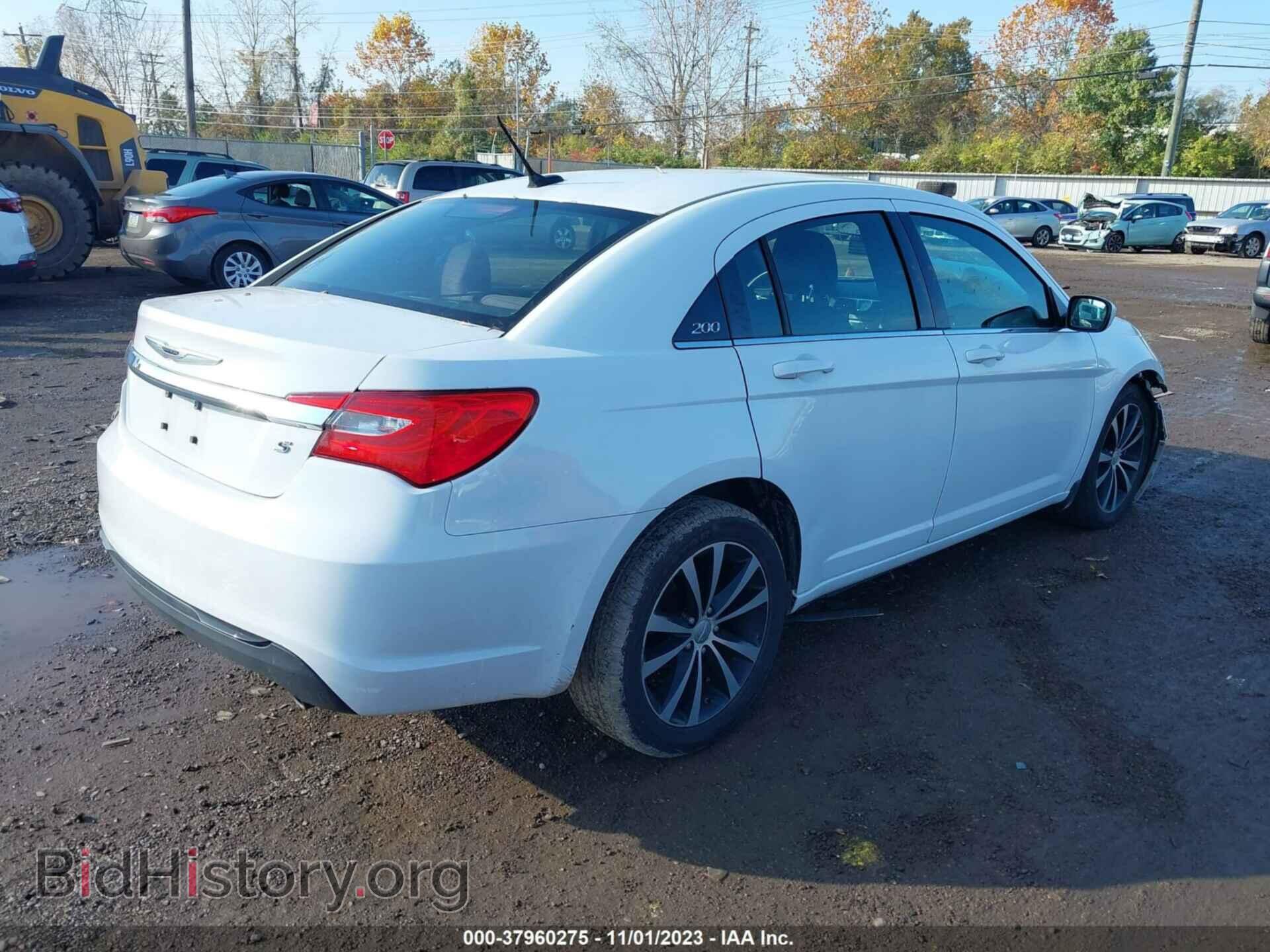 2013 CHRYSLER 200 - VIN: 1C3CCBBG7DN717048 - Фото 4