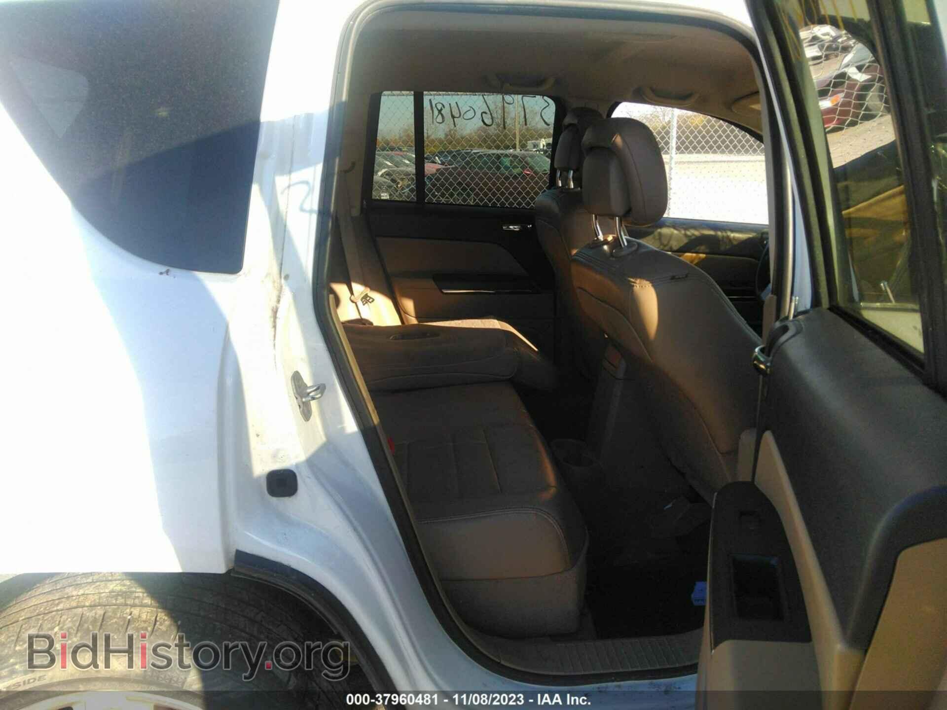 2011 JEEP COMPASS - VIN: 1J4NF5FB1BD209909 - Photo 8