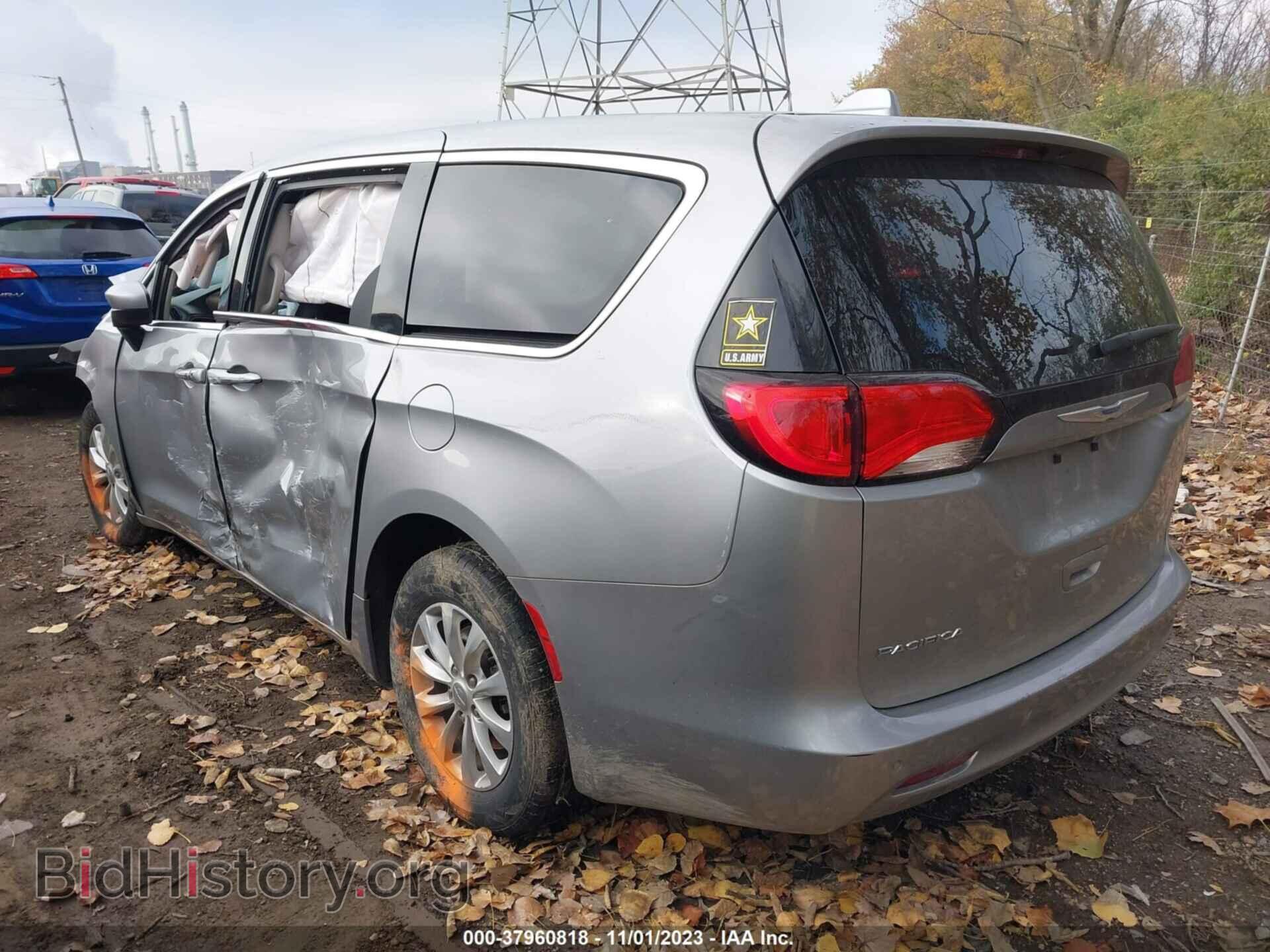 2018 CHRYSLER PACIFICA - VIN: 2C4RC1CG2JR171269 - Фото 3