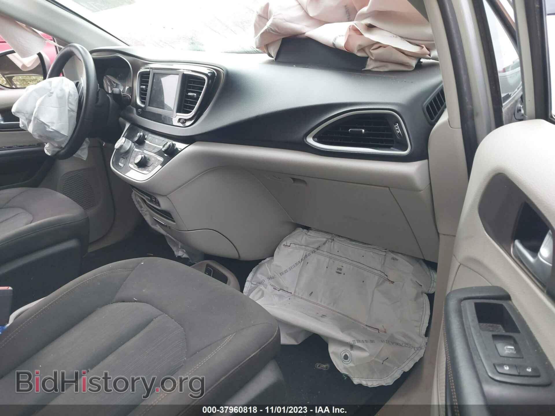 2018 CHRYSLER PACIFICA - VIN: 2C4RC1CG2JR171269 - Фото 5