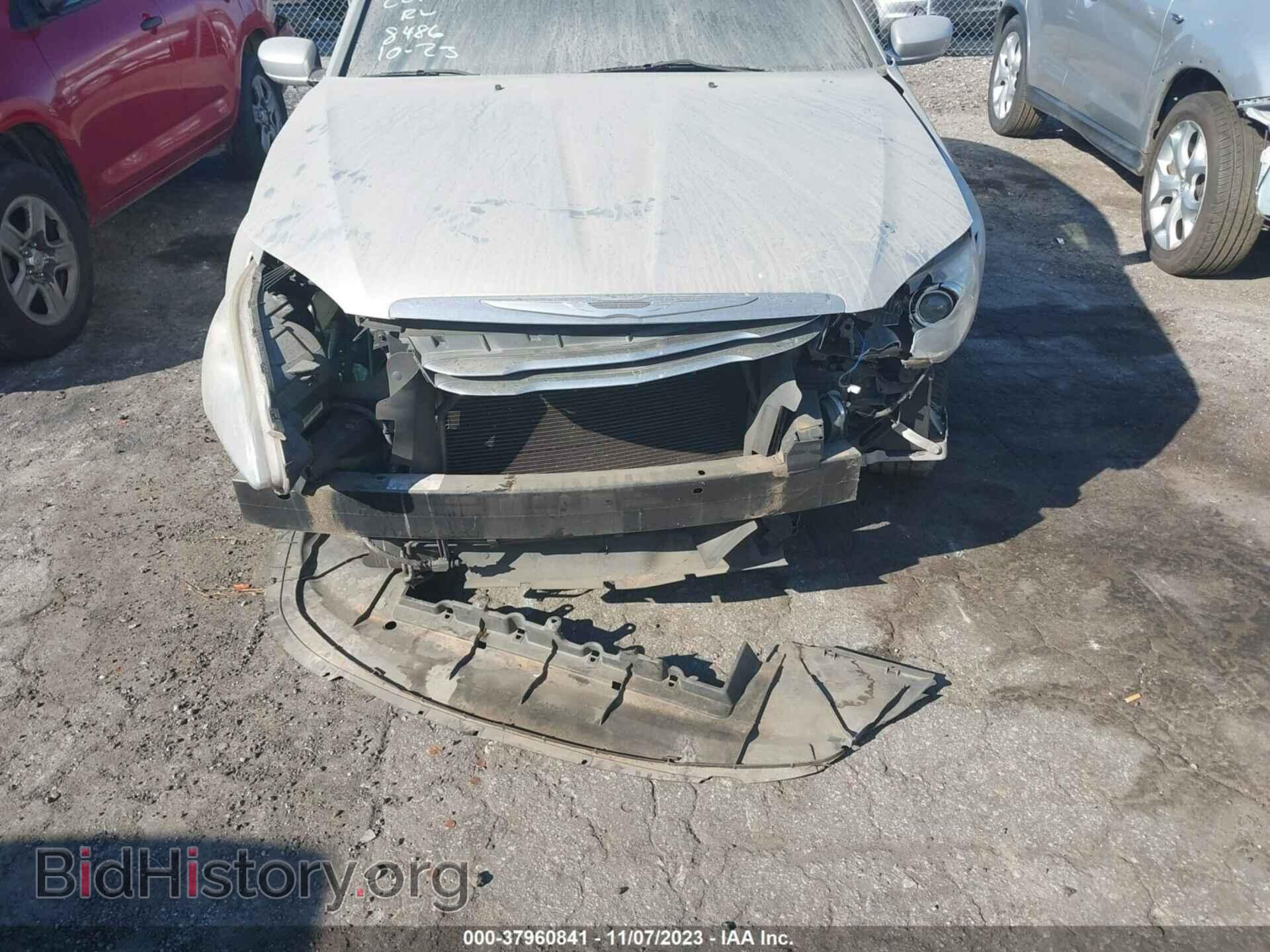 2012 CHRYSLER 200 - VIN: 1C3CCBAB0CN208486 - Фото 6