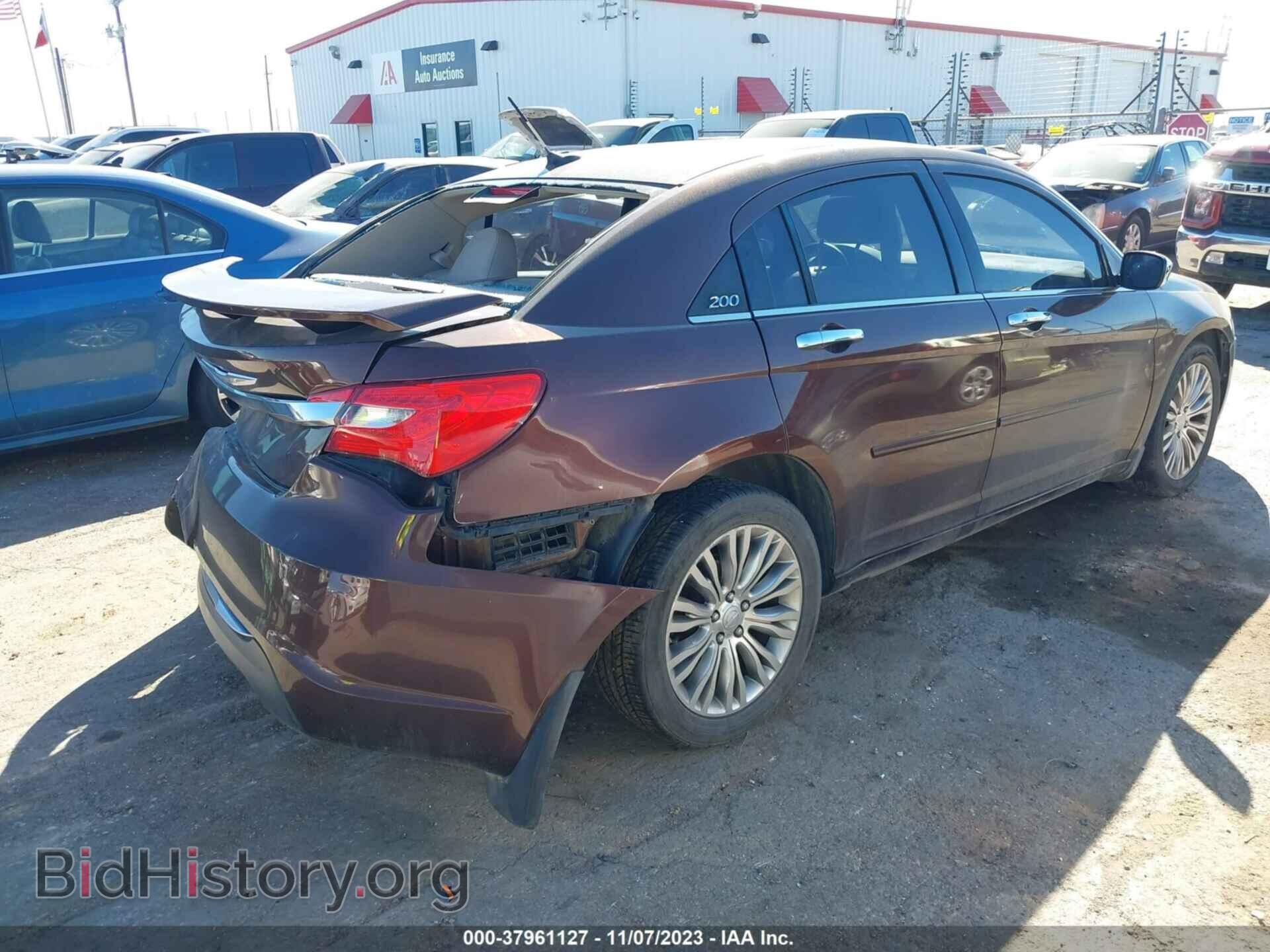 2012 CHRYSLER 200 - VIN: 1C3CCBCG9CN184939 - Фото 4