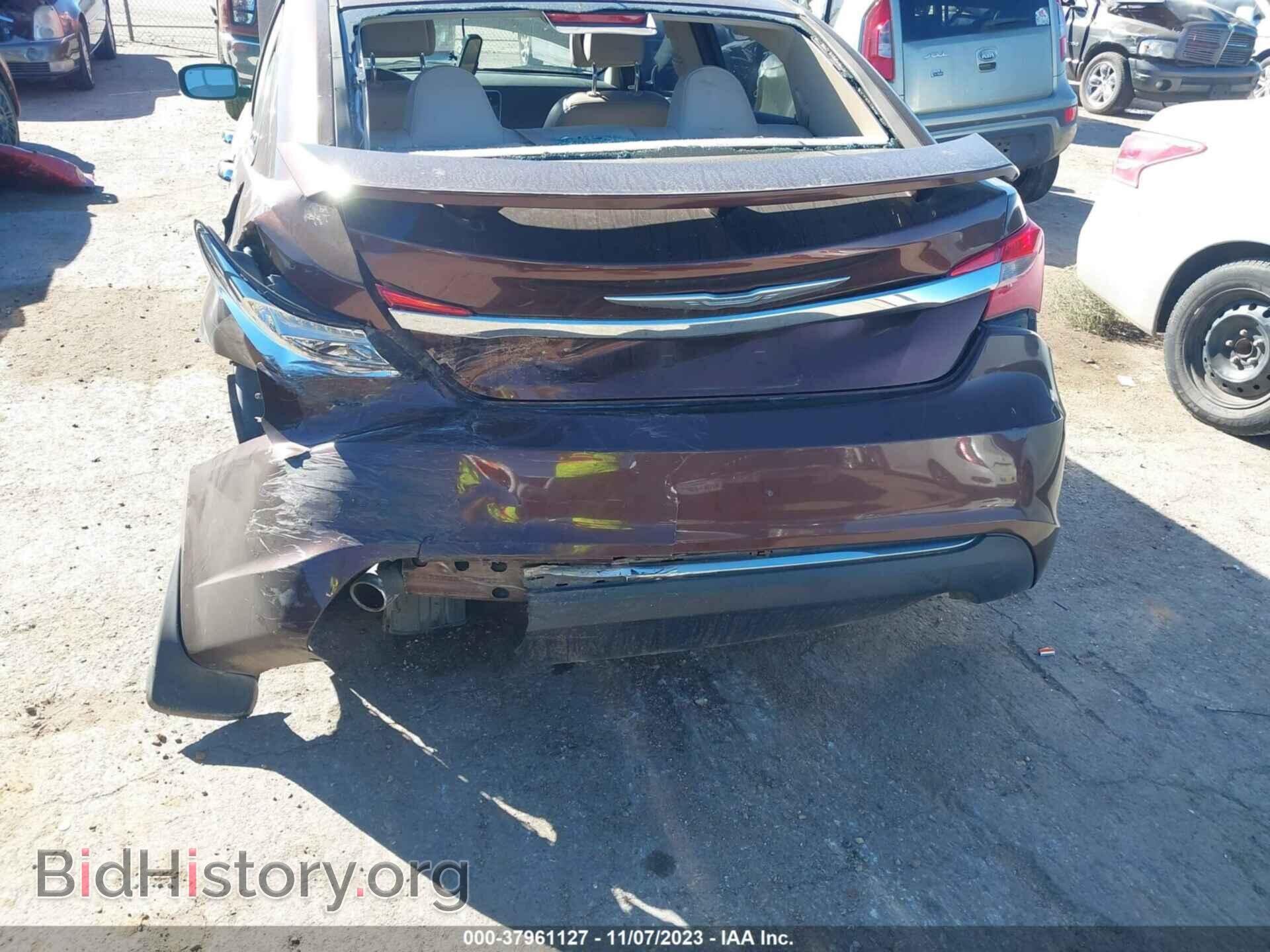 2012 CHRYSLER 200 - VIN: 1C3CCBCG9CN184939 - Фото 6