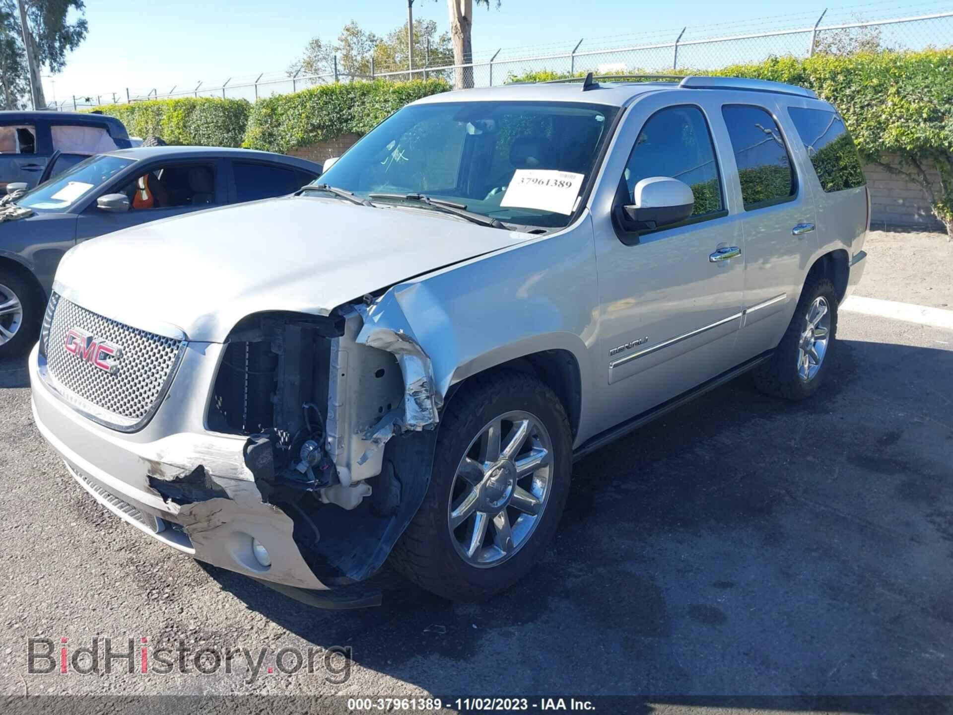 2010 GMC YUKON - VIN: 1GKUKEEF1AR210131 - Фото 2