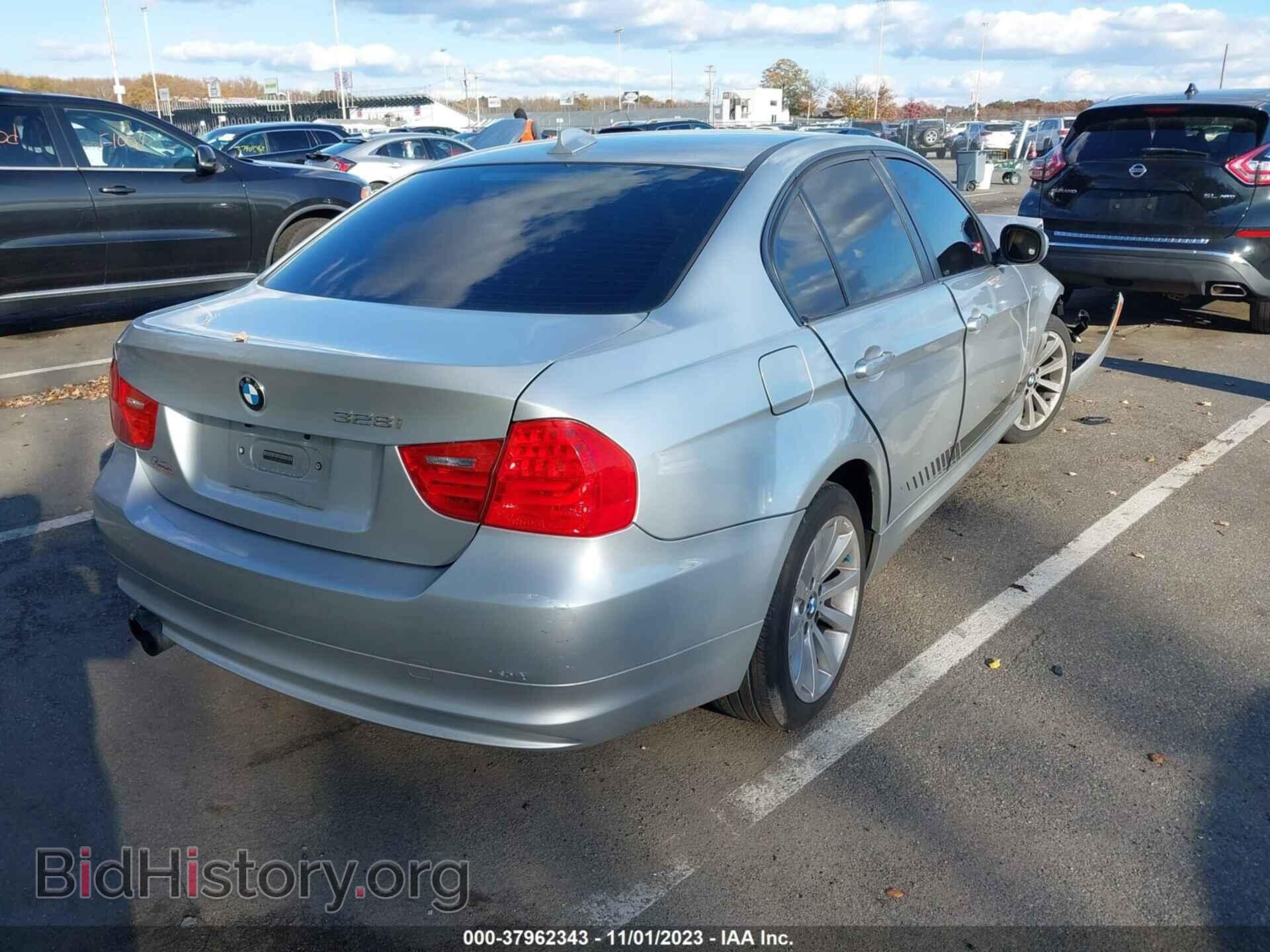 2011 BMW 3 SERIES - VIN: WBAPK7C58BA972772 - Фото 4