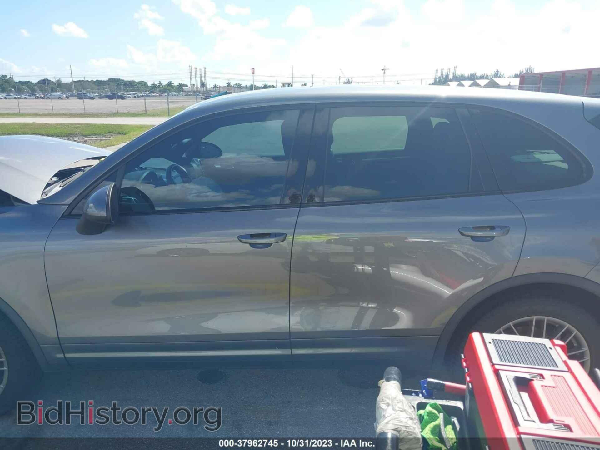 2013 PORSCHE CAYENNE - VIN: WP1AA2A23DLA19089 - Photo 14