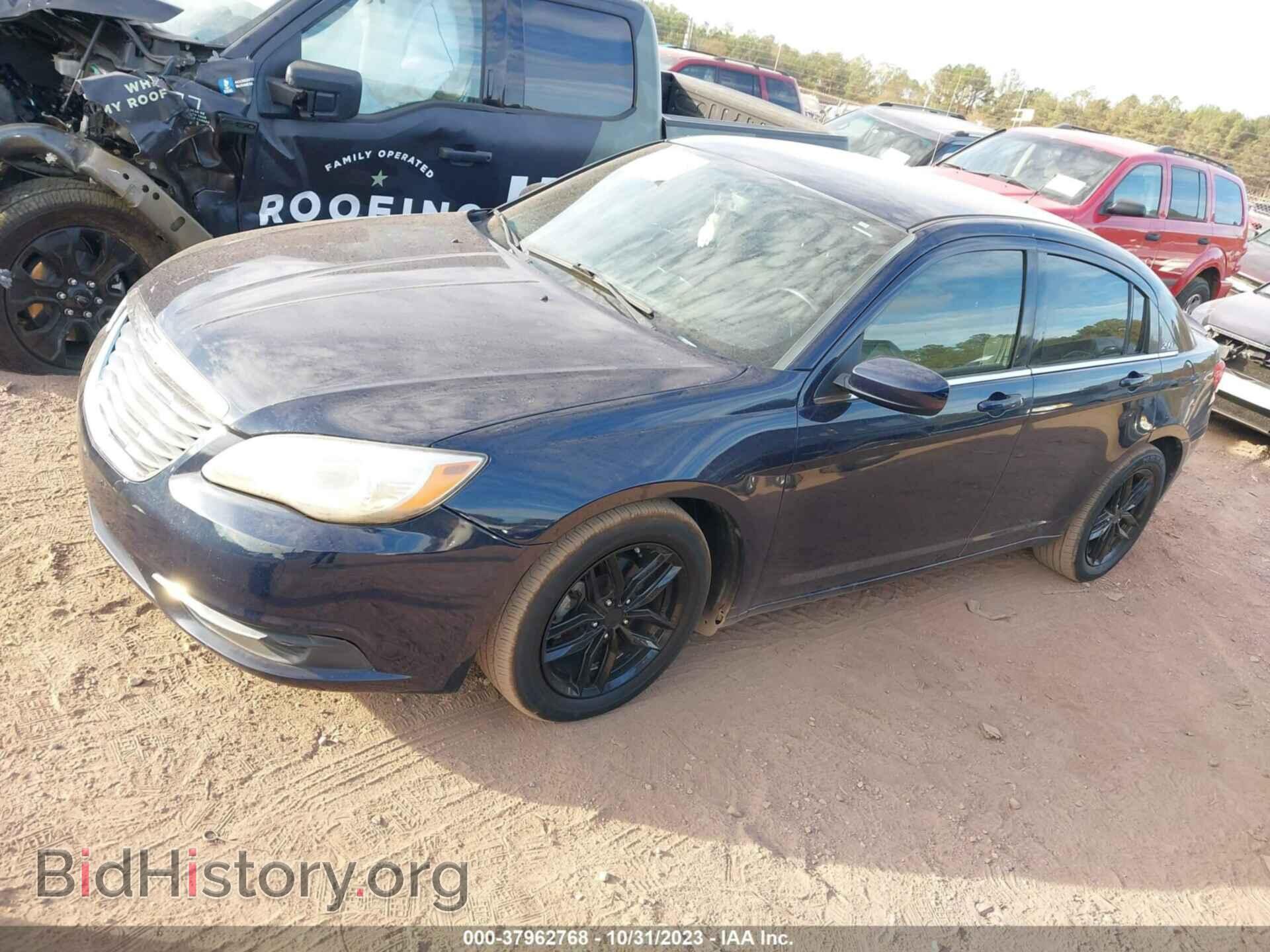 2014 CHRYSLER 200 - VIN: 1C3CCBBB5EN137769 - Фото 2