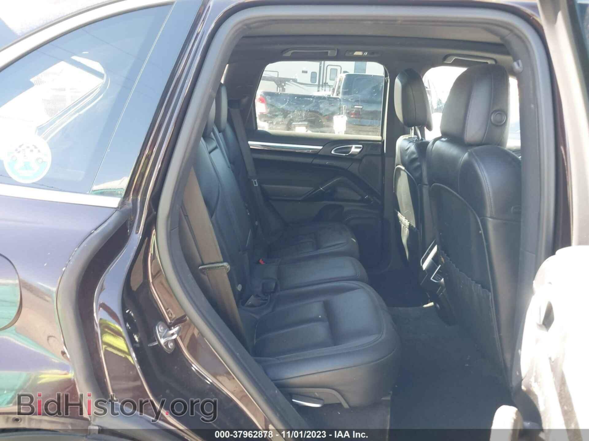 2016 PORSCHE CAYENNE - VIN: WP1AF2A26GKA42930 - Фото 8