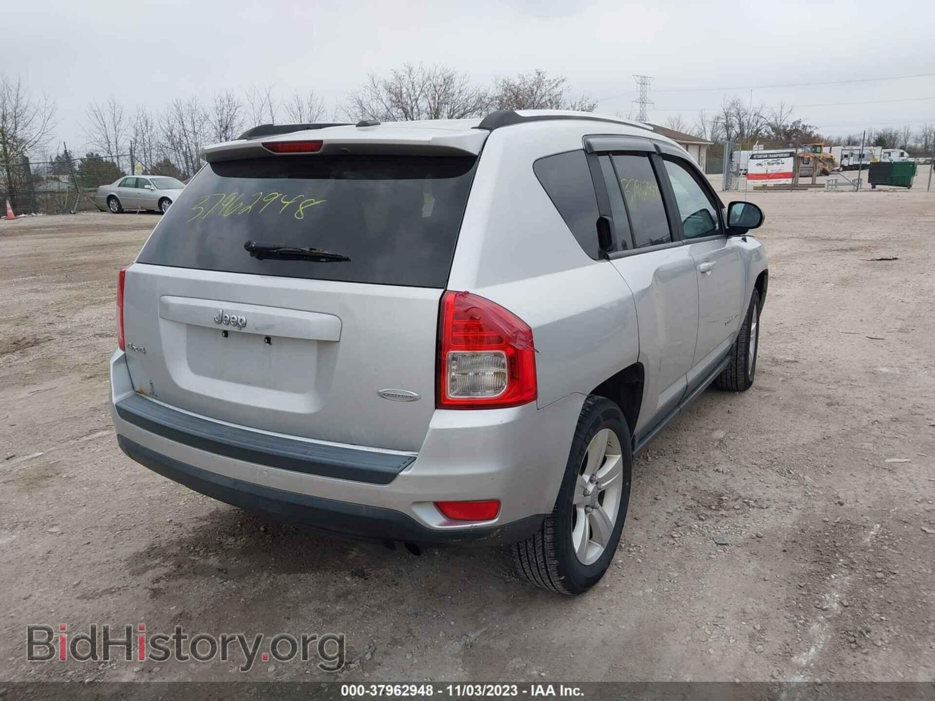 2011 JEEP COMPASS - VIN: 1J4NF1FB2BD201617 - Photo 4