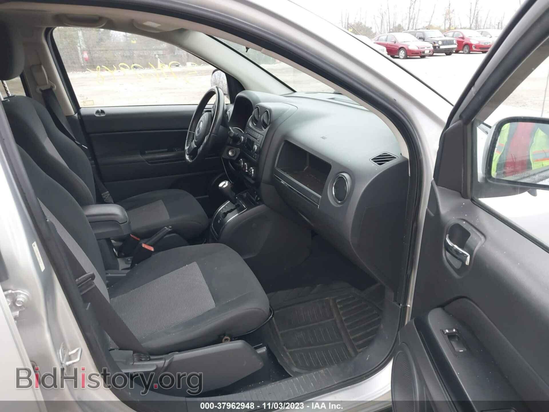2011 JEEP COMPASS - VIN: 1J4NF1FB2BD201617 - Photo 5