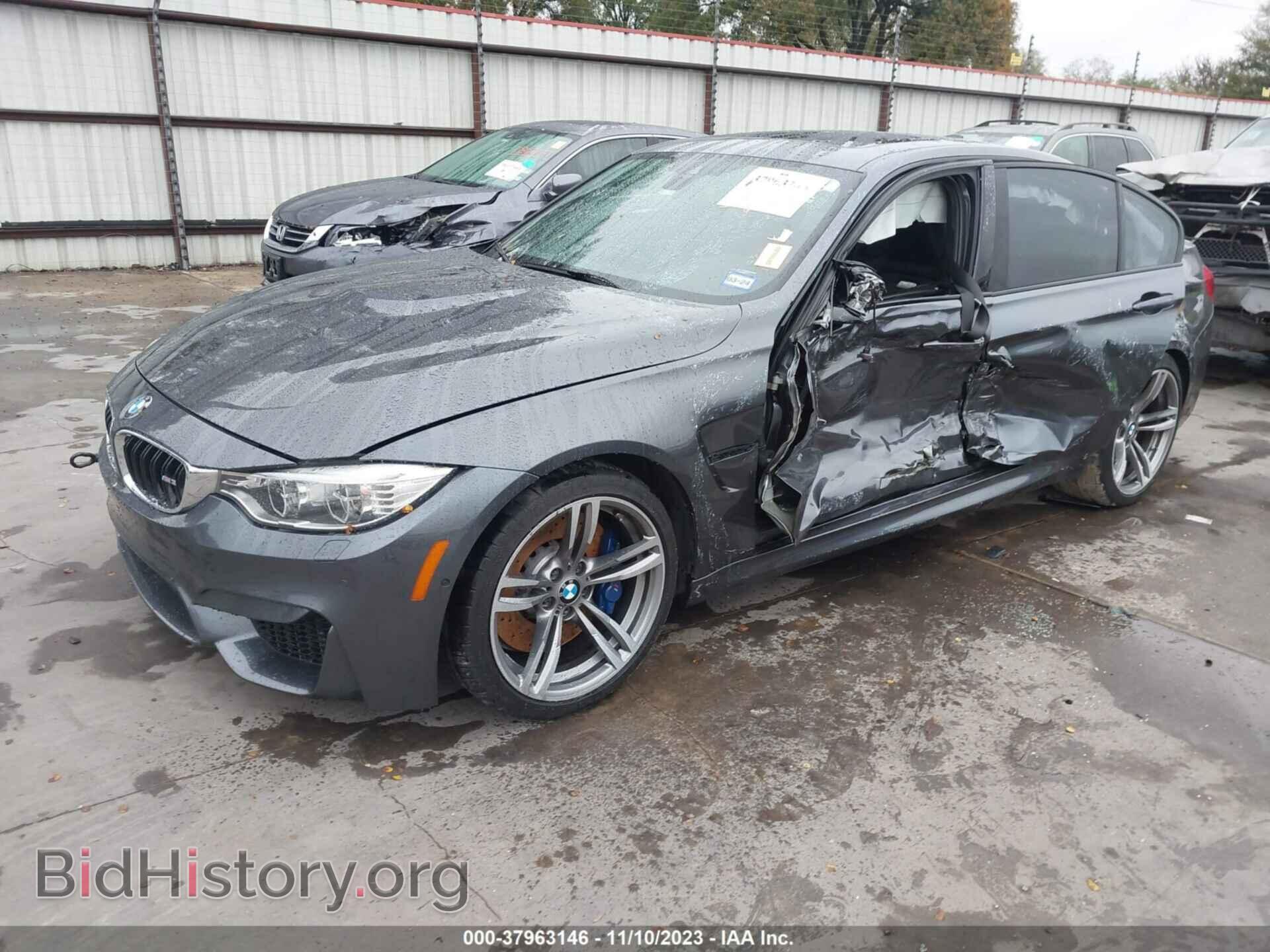 2016 BMW M3 - VIN: WBS8M9C59G5D31588 - Фото 2