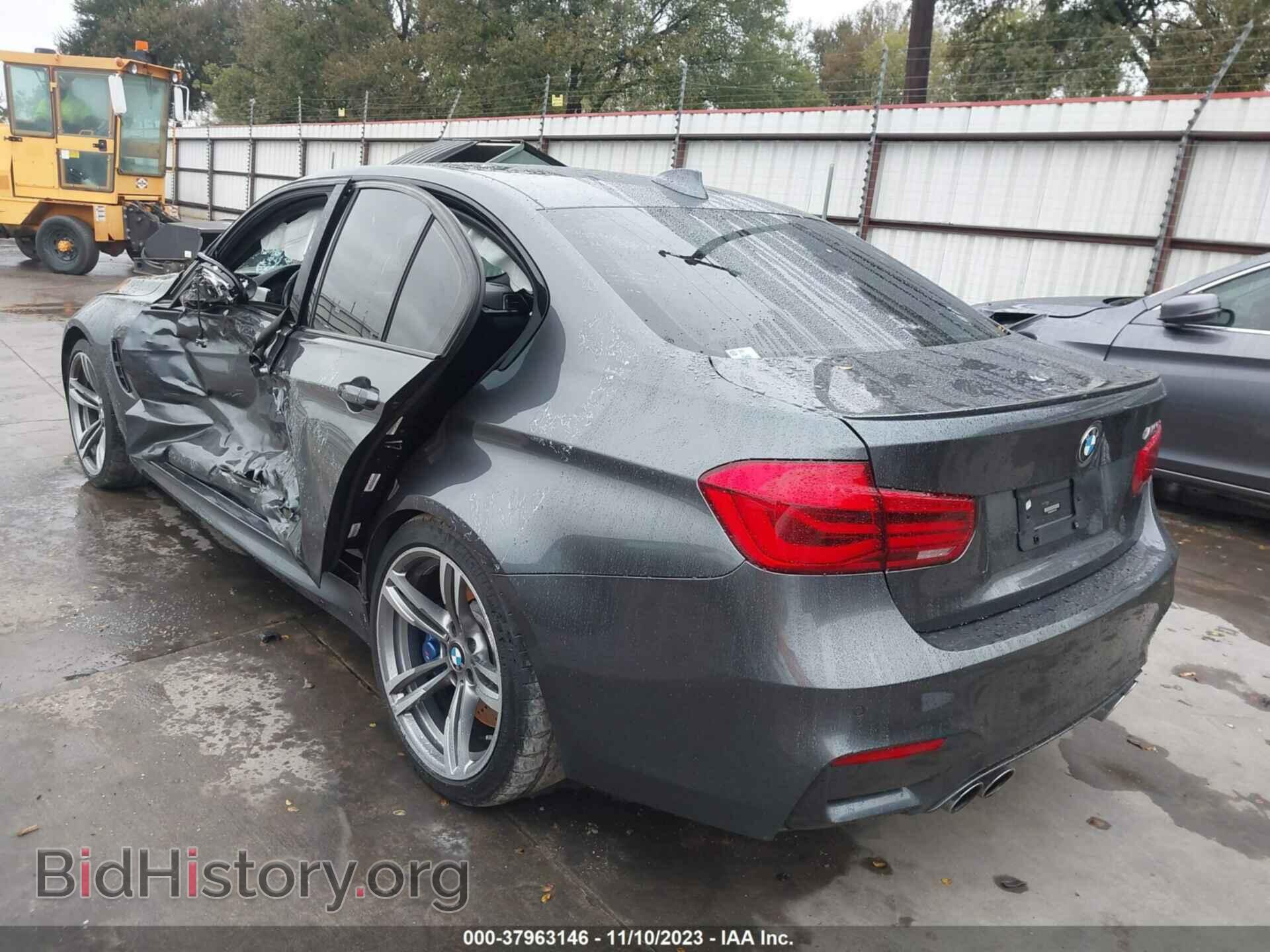 2016 BMW M3 - VIN: WBS8M9C59G5D31588 - Фото 3