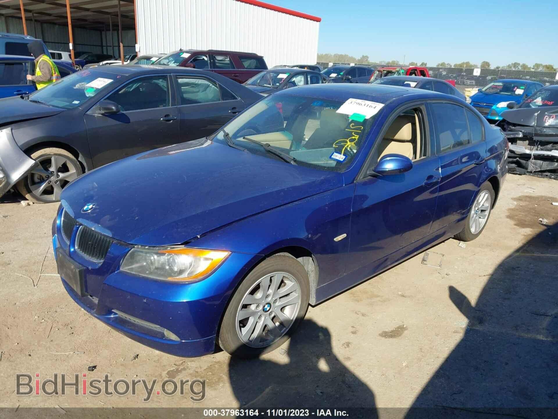 2007 BMW 328I - VIN: WBAVA37577NE28697 - Фото 2