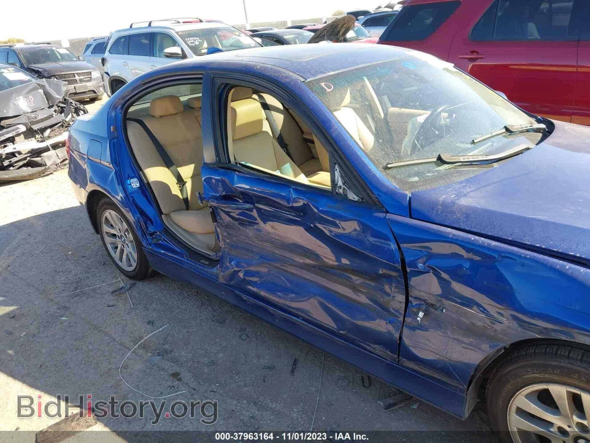 2007 BMW 328I - VIN: WBAVA37577NE28697 - Фото 6