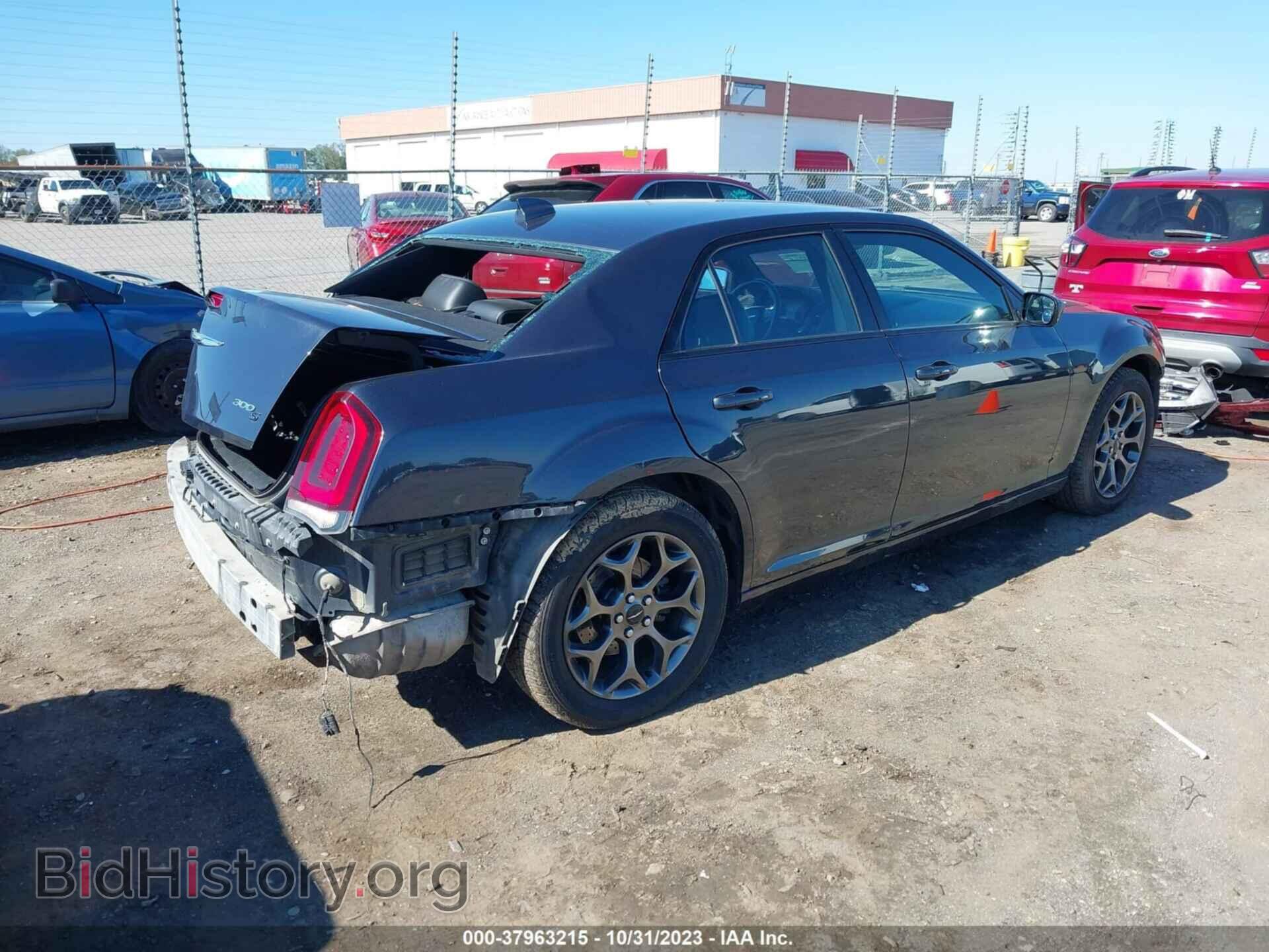 2016 CHRYSLER 300 - VIN: 2C3CCAGG1GH253058 - Фото 4