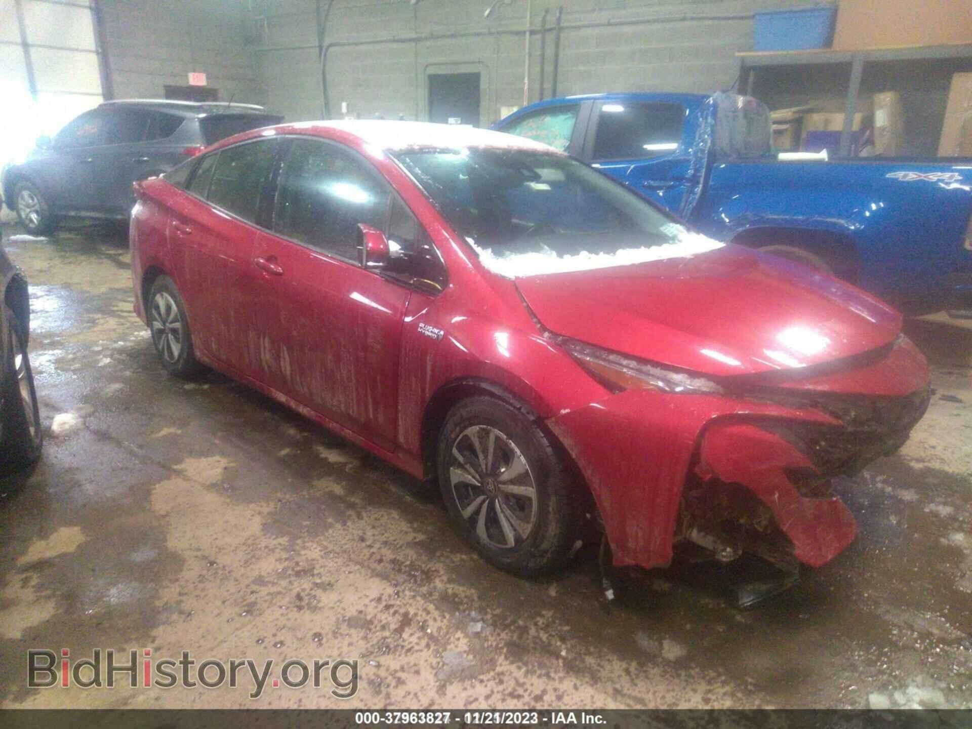 Фотография JTDKARFP4H3066088 - TOYOTA PRIUS PRIME 2017