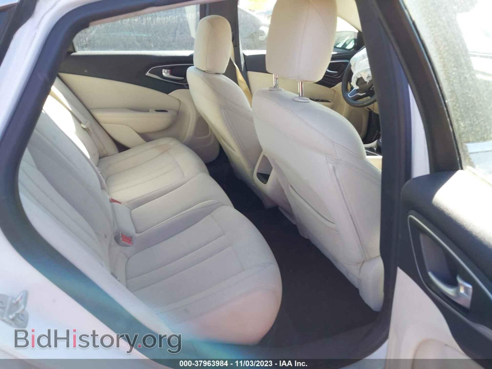 2016 CHRYSLER 200 - VIN: 1C3CCCAB7GN119994 - Фото 8