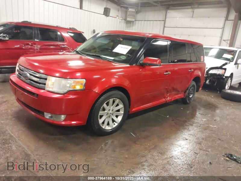 2010 Ford FLEX (VIN 2FMGK5CC7ABA90657) — photo 2 of 17
