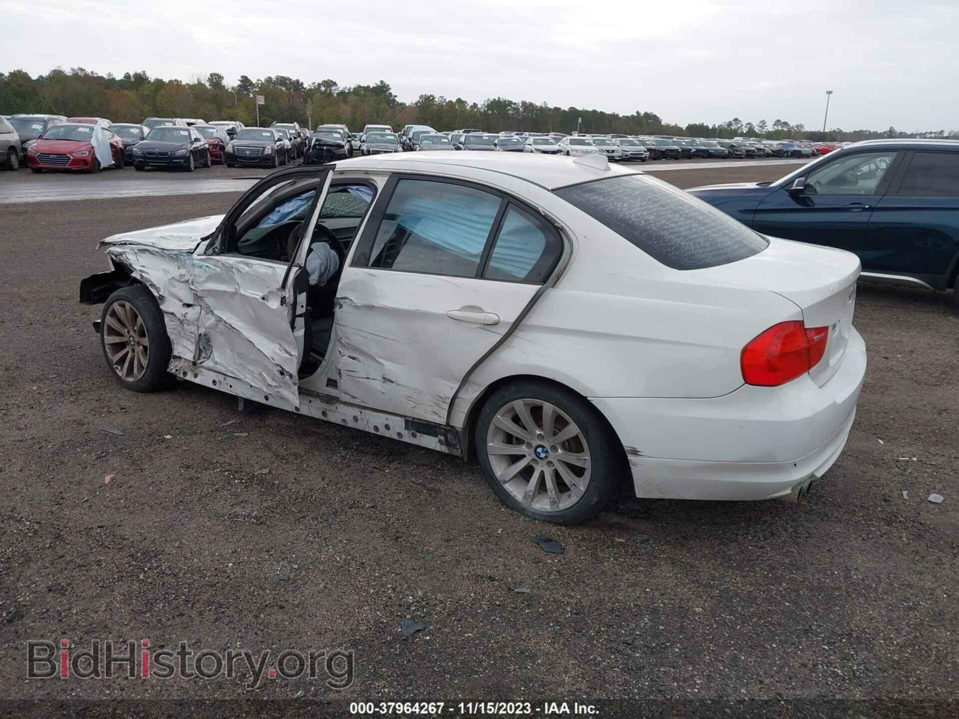 2011 BMW 328I - VIN: WBAPH7C58BE675847 - Фото 3