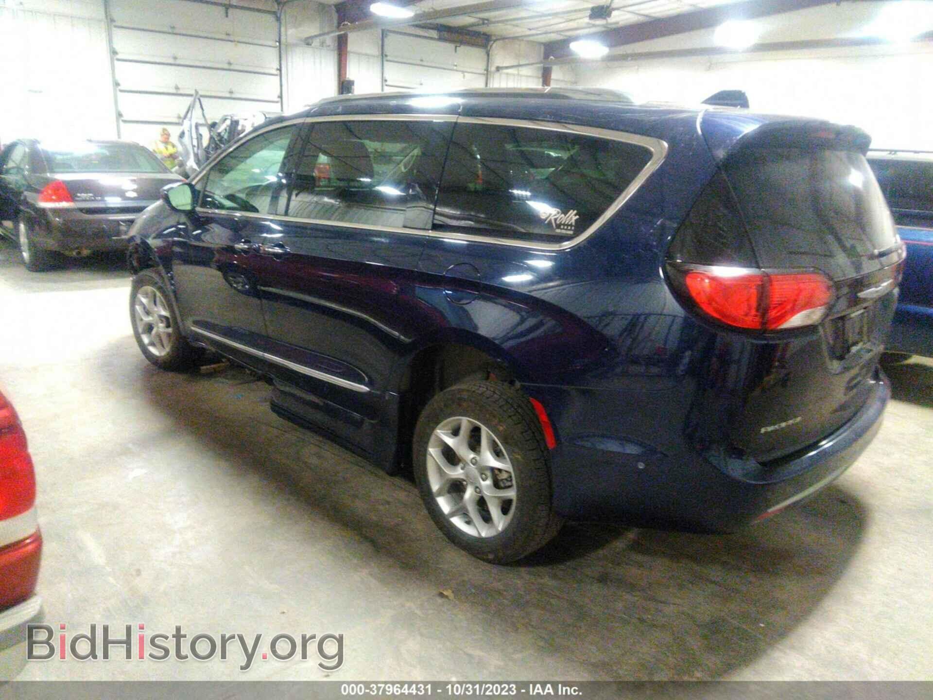 2019 CHRYSLER PACIFICA - VIN: 2C4RC1EG3KR599642 - Фото 3
