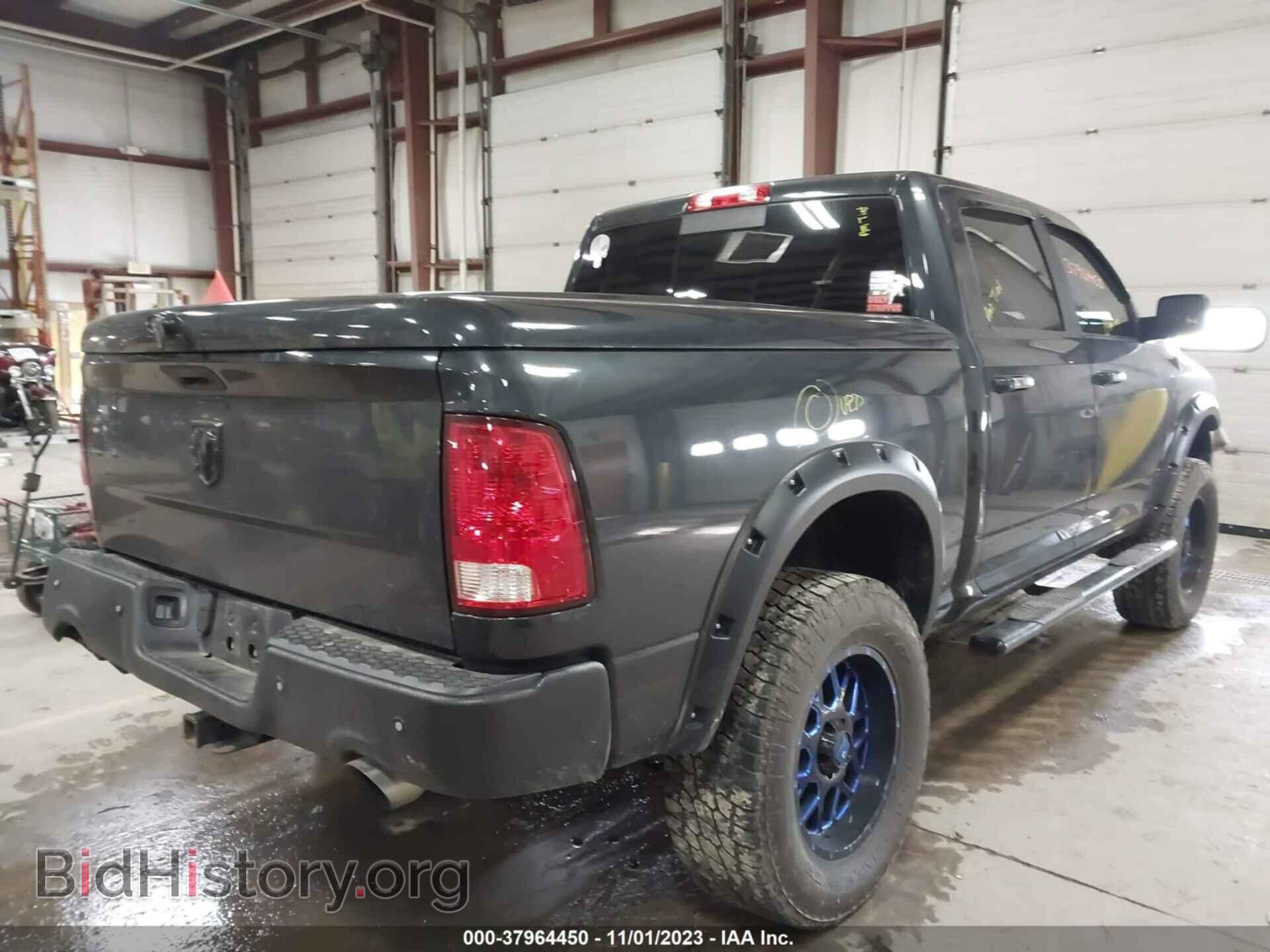 2017 RAM 1500 - VIN: 3C6RR7LT0HG525716 - Фото 4