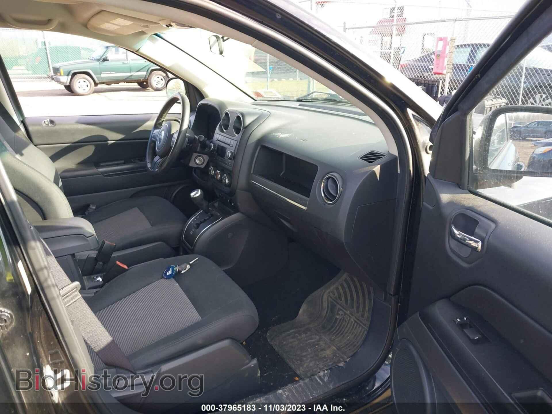 2012 JEEP COMPASS - VIN: 1C4NJDEB8CD572998 - Фото 5
