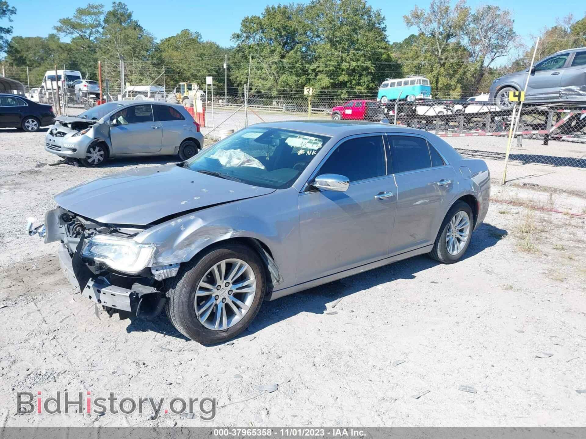 2017 CHRYSLER 300C - VIN: 2C3CCAEG1HH610176 - Фото 2