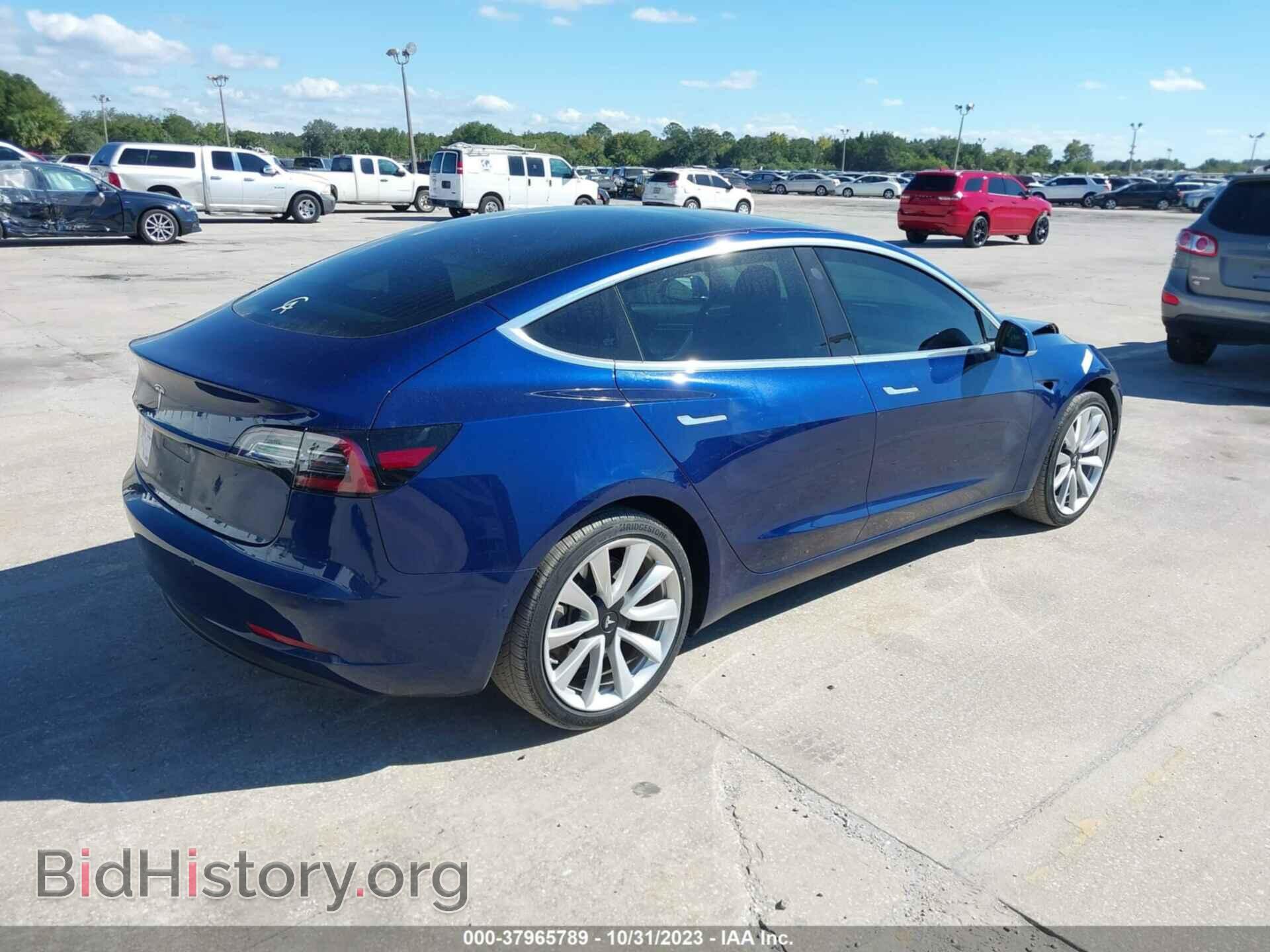 2018 TESLA MODEL 3 - VIN: 5YJ3E1EAXJF164204 - Фото 4