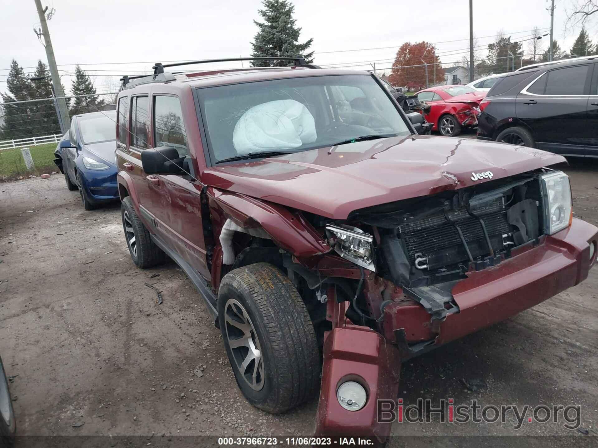 Photo 1J8HG48K38C129798 - JEEP COMMANDER 2008