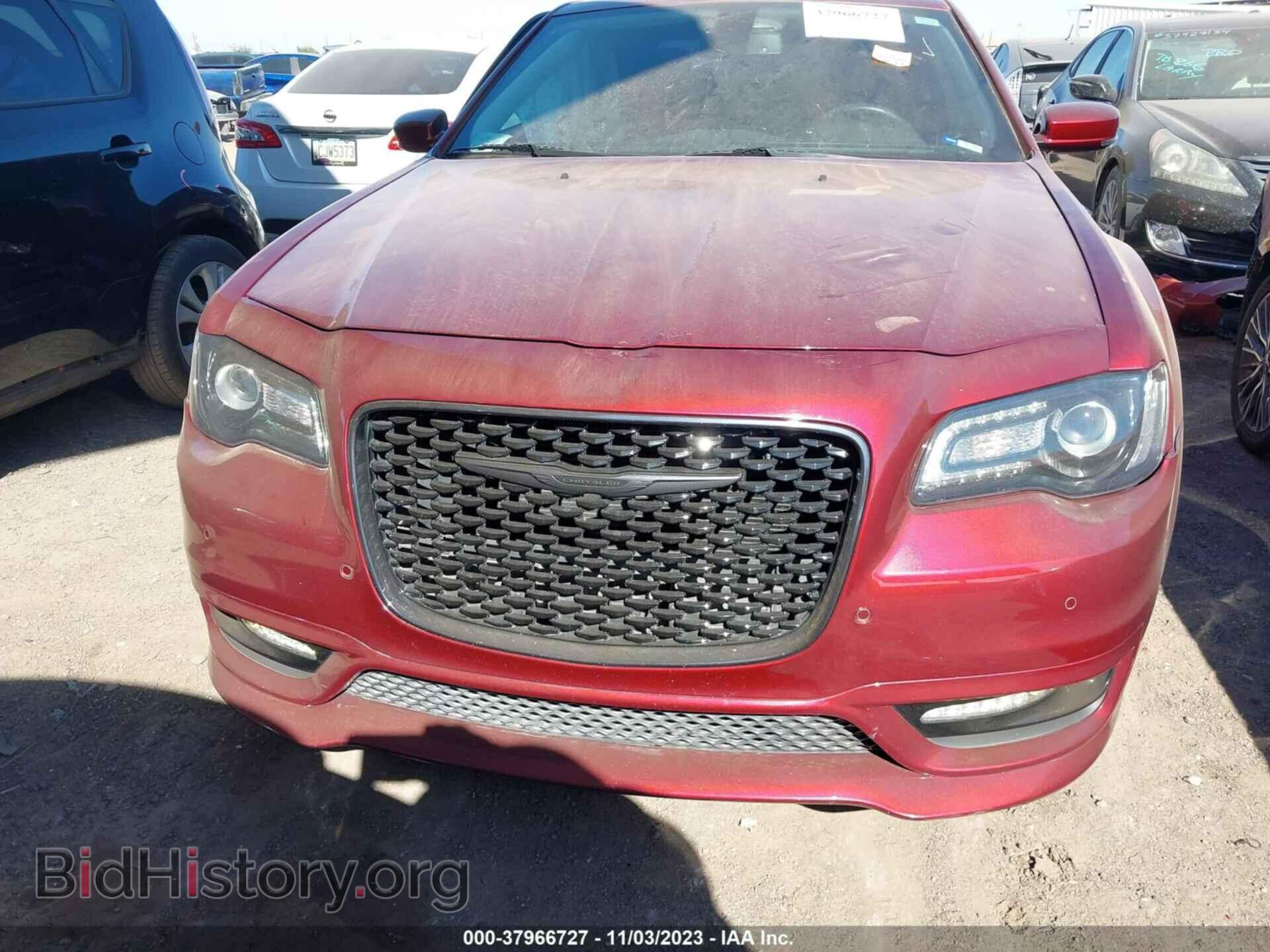2021 CHRYSLER 300 - VIN: 2C3CCAAG2MH596000 - Фото 12