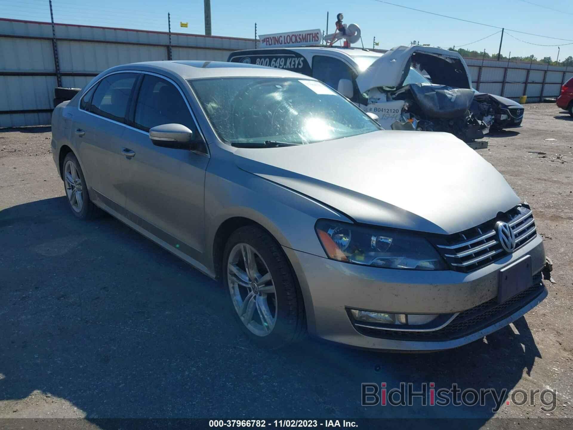 Photo 1VWCN7A34EC027446 - VOLKSWAGEN PASSAT 2014