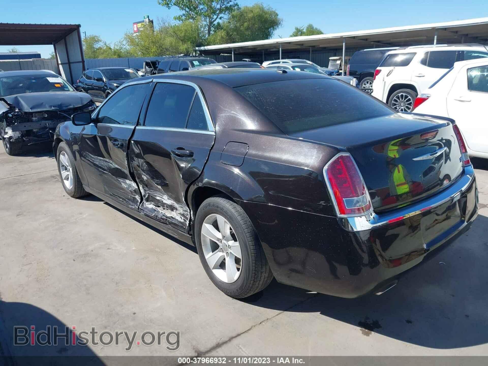 2013 CHRYSLER 300 - VIN: 2C3CCAAG5DH614053 - Фото 3