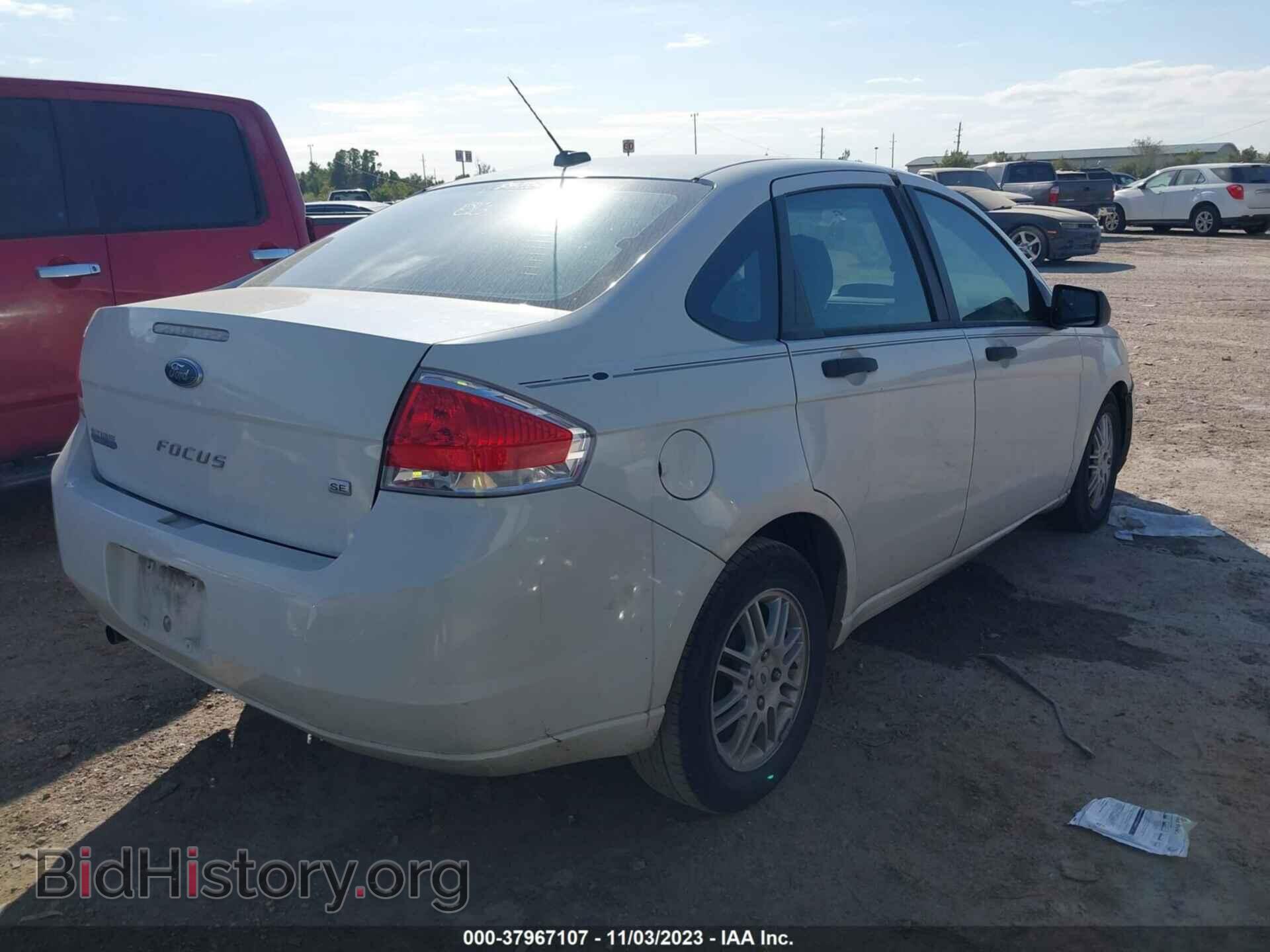 2010 FORD FOCUS - VIN: 1FAHP3FN5AW193902 - Фото 4