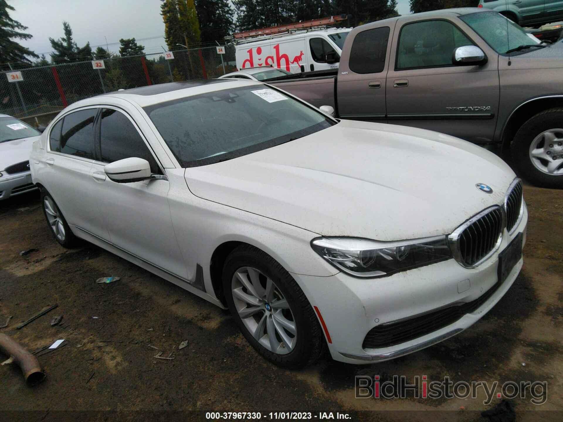 Photo WBA7E4C54KGV28419 - BMW 7 SERIES 2019