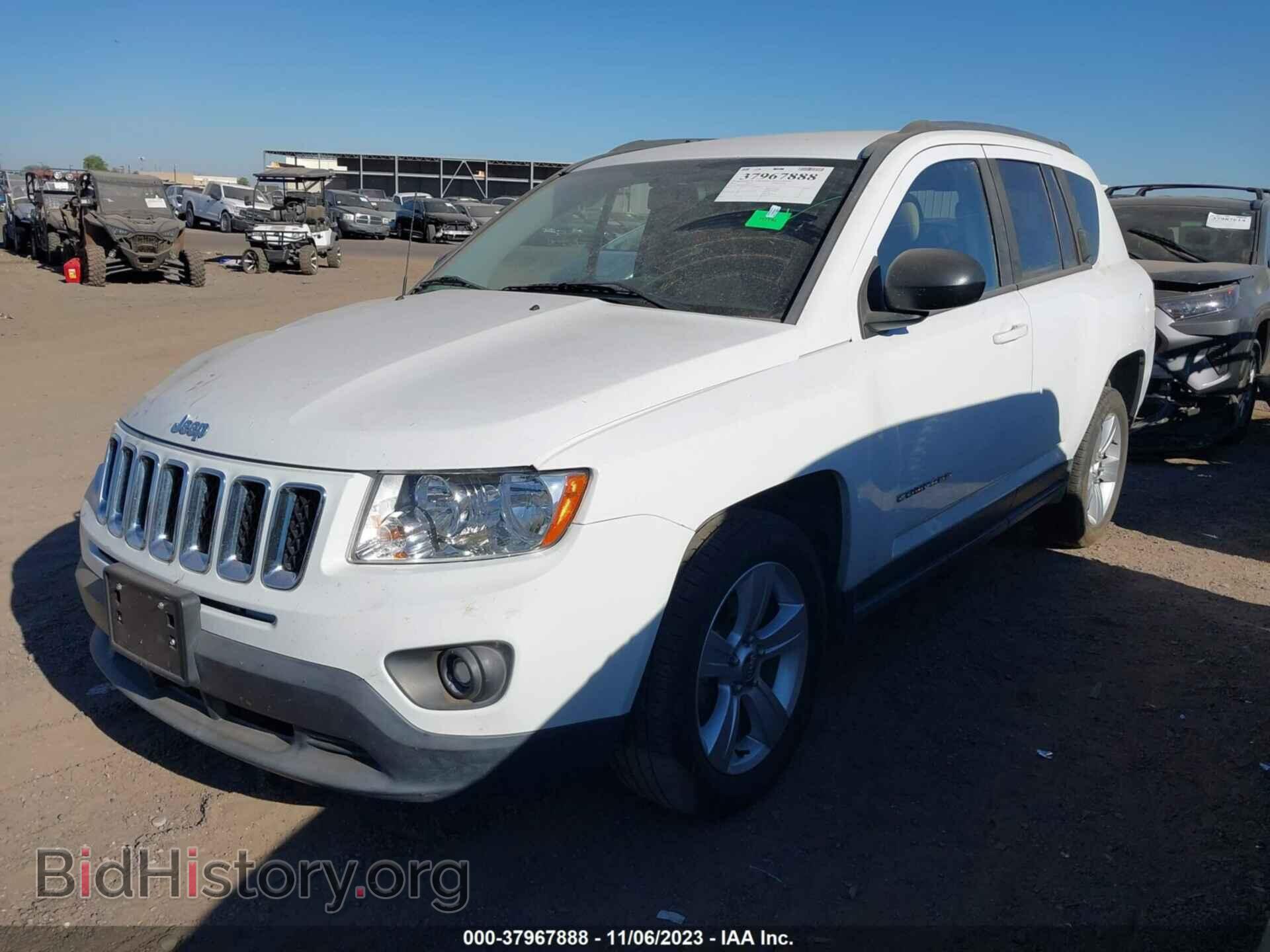 2013 JEEP COMPASS - VIN: 1C4NJCBB9DD237992 - Фото 2