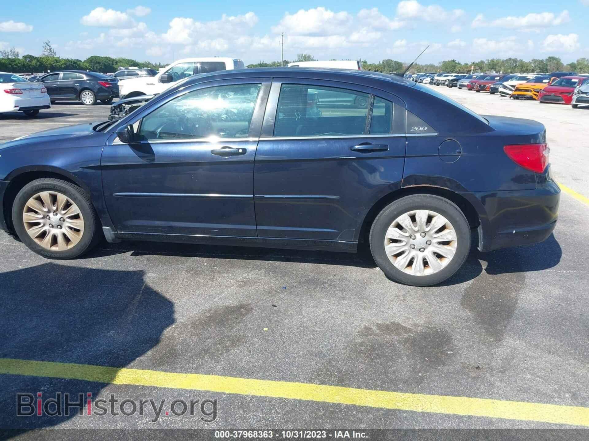 2011 CHRYSLER 200 - VIN: 1C3BC4FB0BN550499 - Фото 6