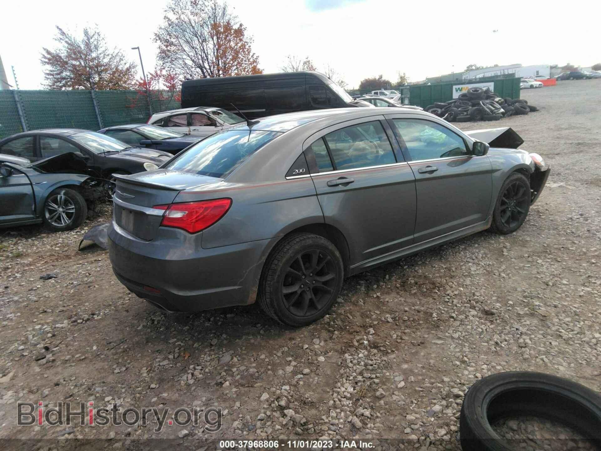 2013 CHRYSLER 200 - VIN: 1C3CCBCG6DN719565 - Фото 4