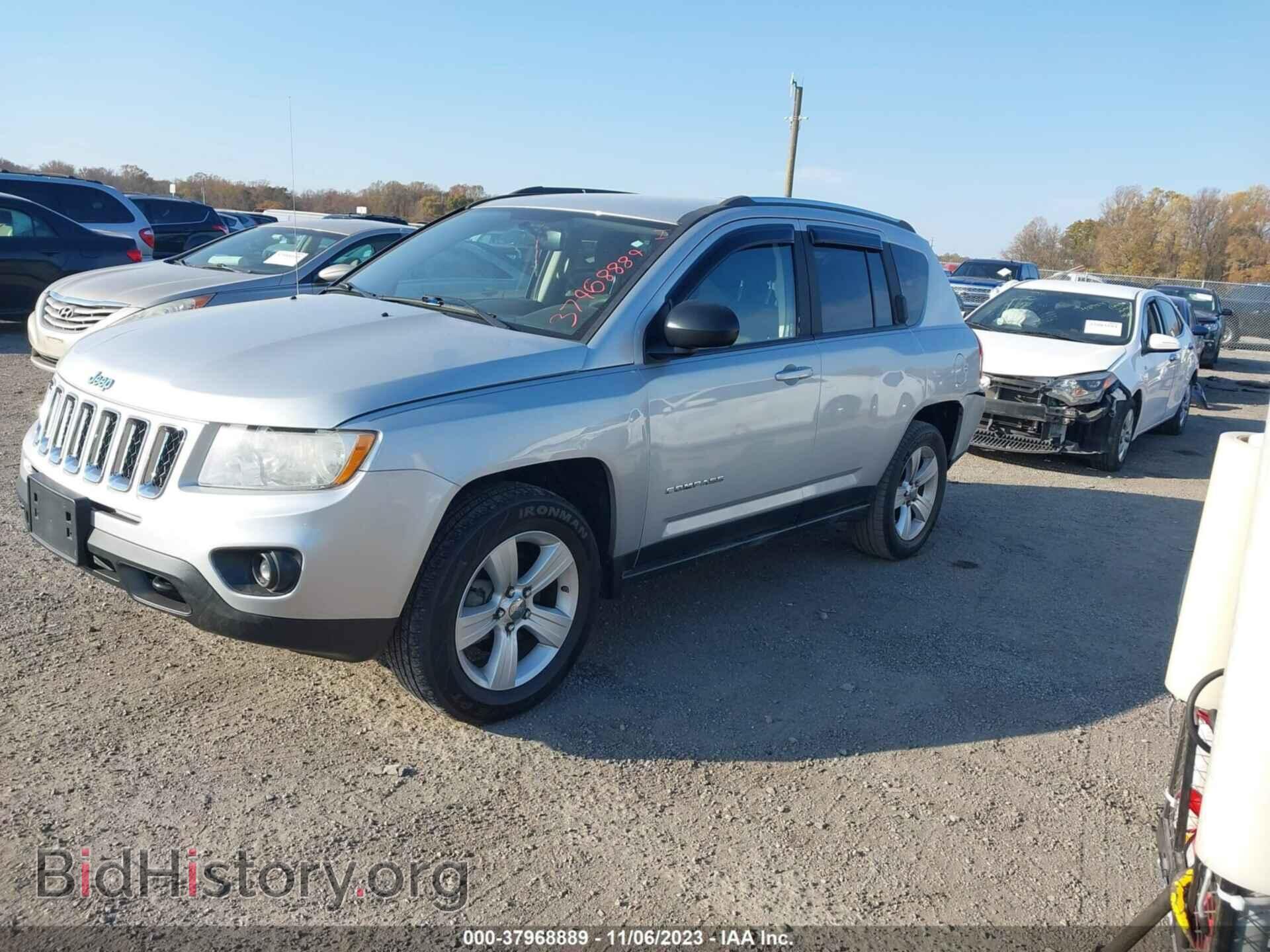 2012 JEEP COMPASS - VIN: 1C4NJDEB5CD692189 - Photo 2