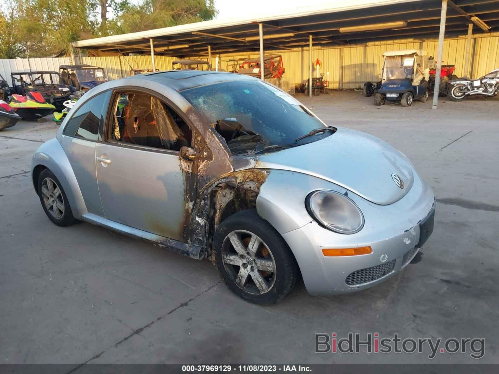 Photo 3VWRR31C56M423828 - VOLKSWAGEN NEW BEETLE 2006