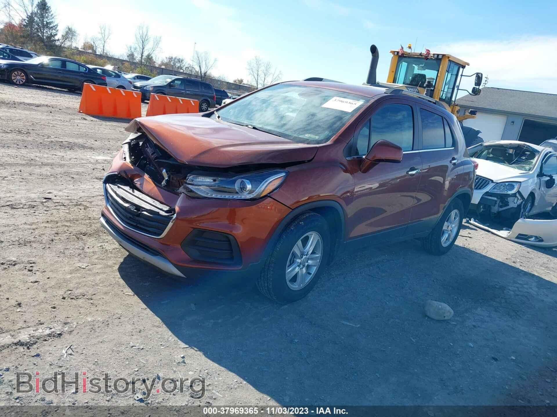 2019 CHEVROLET TRAX - VIN: 3GNCJLSB3KL282142 - Photo 2
